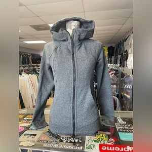 Lululemon Women’s Jacket Size 4